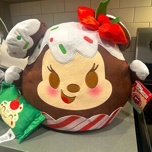 Minnie Mouse Holiday Munchling NWT 16 inches